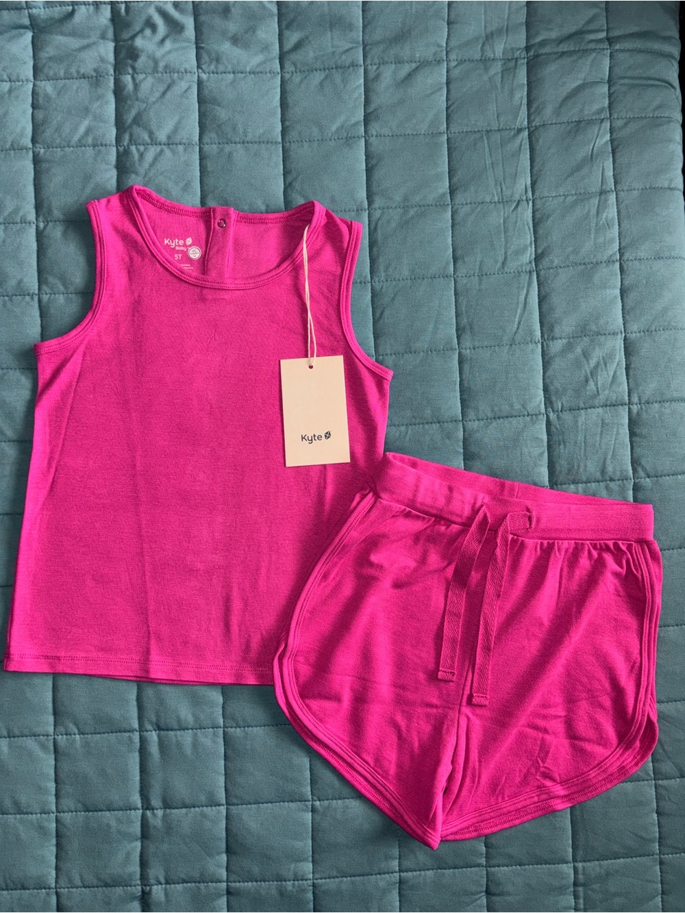 Kyte baby Raspberry Tank & Short Jogger Set 5T